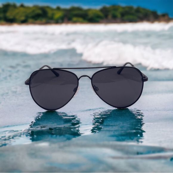 Prive Revaux SHOWSTOPPER Limited Edition Polarized Unisex - Picture 1 of 8
